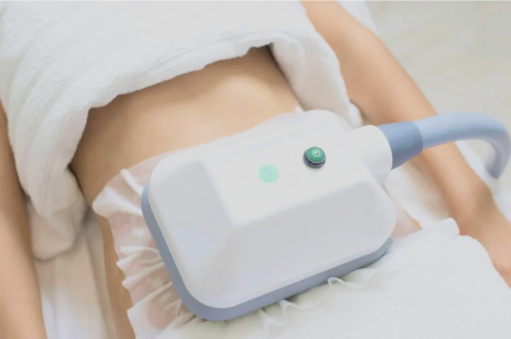 How Fat Freezing and HIFU Work Together? 3 advantages to combining Fat Freezing and HIFU Kingswinford