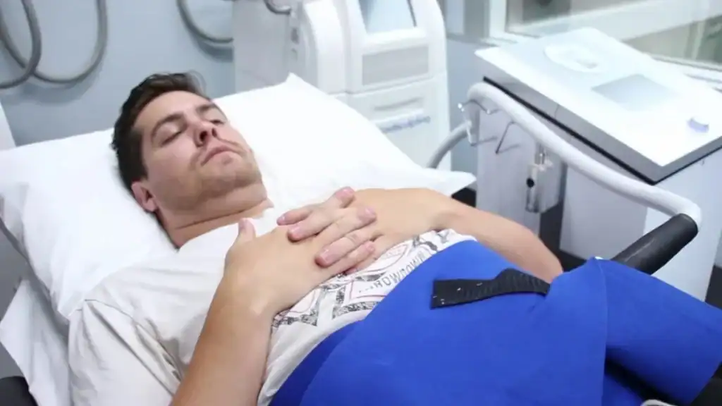 Transforming Bodies: Celebrity Success Stories and the Truth Behind Body Contouring 2 Image of male having body contouring Kingswinford treatment